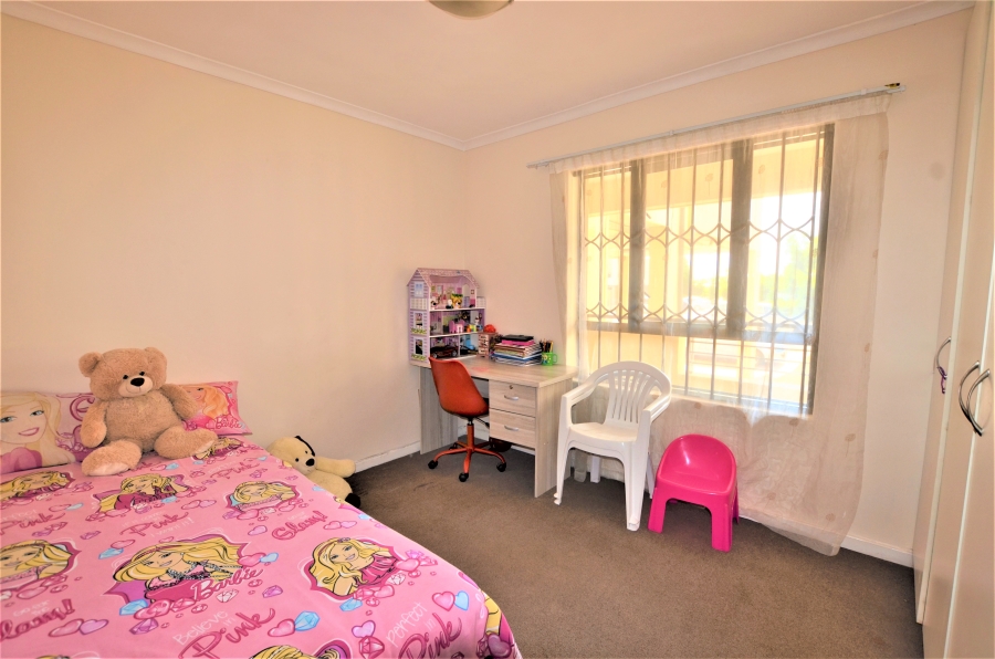 2 Bedroom Property for Sale in Somerset West Western Cape